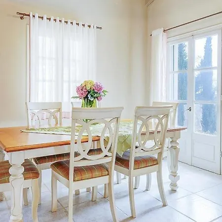Sleeps 6 Pool Air Con Wifi Villa Antipata (Erisos)